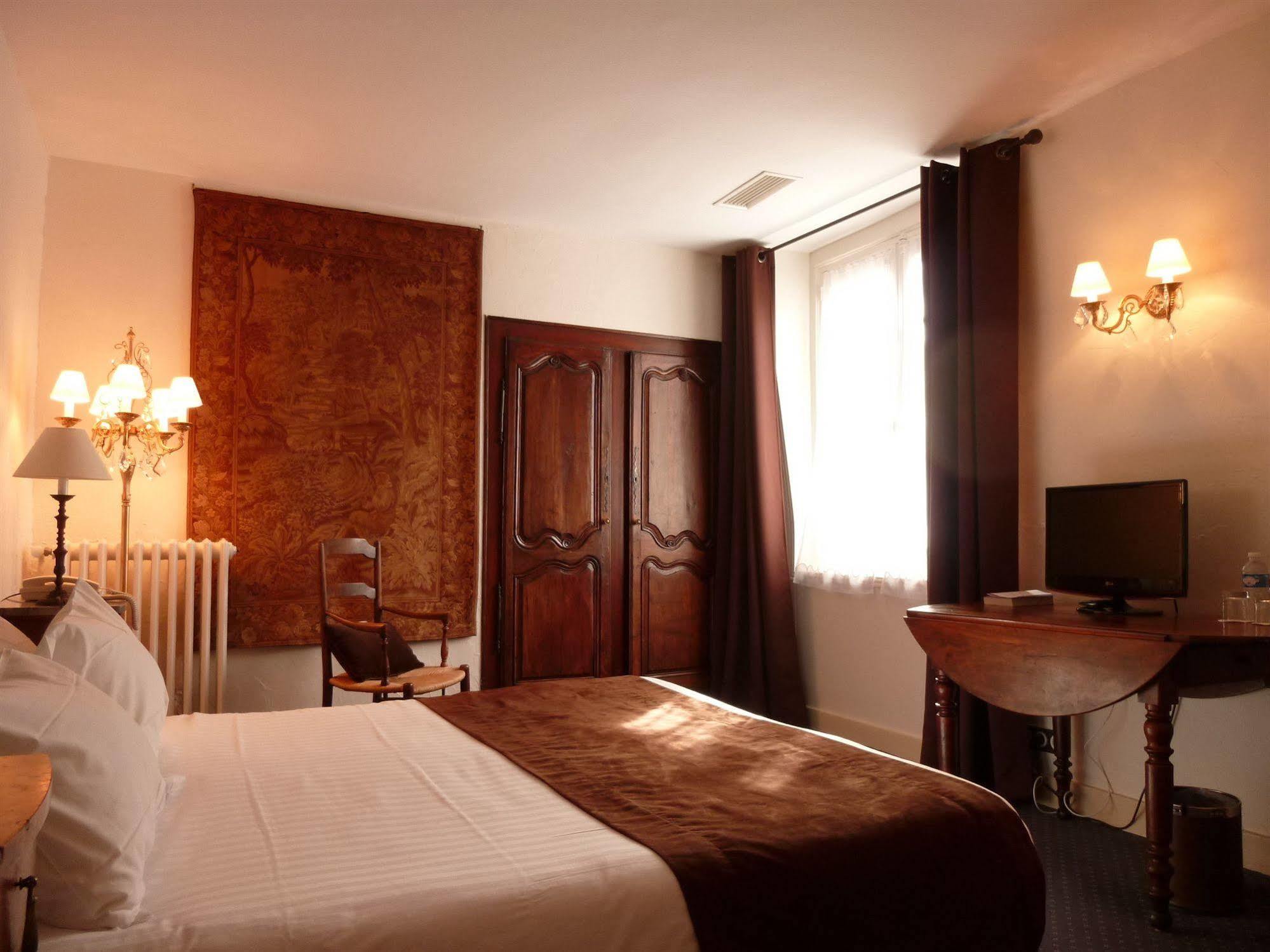 Hotel Grand Monarque Azay-le-Rideau Exteriör bild